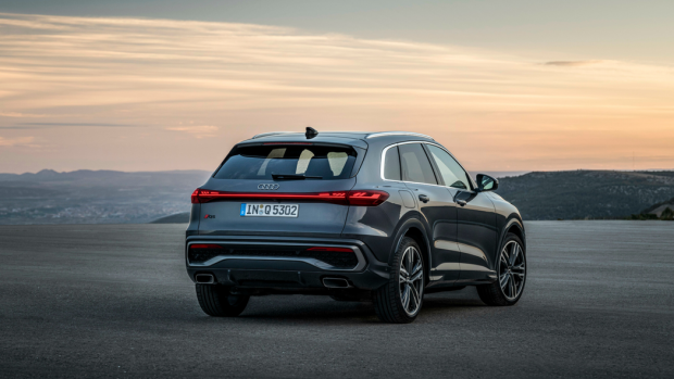 Audi Enhances Q5 Model with Cutting-Edge Software and Driver-Assistance Systems