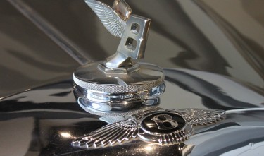 HOOD ORNAMENT BENTLEY ANTIQUE CAR