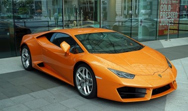 LAMBORGHINI SPORTS CAR LUXURY CAR