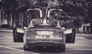 TESLA MODEL X IN BLACK AND WHITE