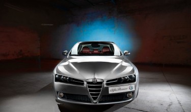 FRONT OF SILVER ALFA ROMEO 