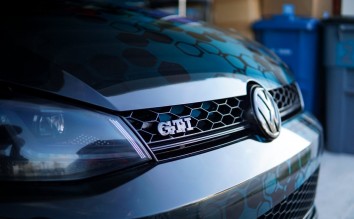 VOLKSWAGEN GTI HOOD IN CLOSE UP VIEW