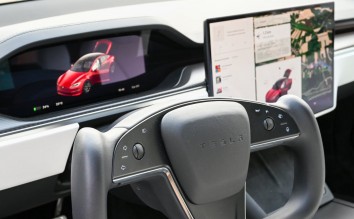 INTERIOR OF TESLA CAR