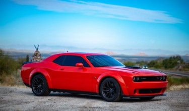 PHOTO OF A RED CAR 