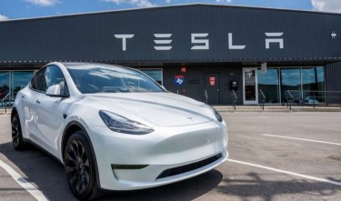 NHTSA Concludes Preliminary Investigation of More Than 70k Tesla Units Due To Suspension Failure