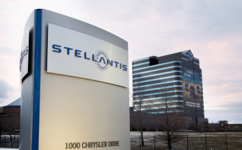 Stellantis Faces UAW Strike Threat Over Delayed Reopening in Belvidere Plant: Report