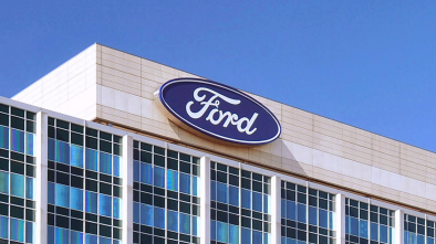 Why Ford Is Getting Rid of the Hands-Free Parallel Parking System in Its Cars