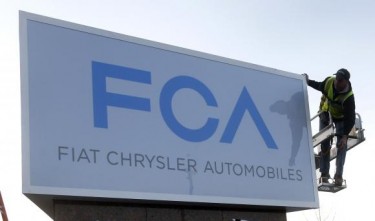 U.S. regulator: Chrysler recall delay hikes air bag risk