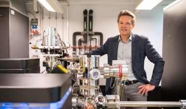 Materials scientist Frank Mücklich in the laboratory for atomic probe tomography at Saarland University.