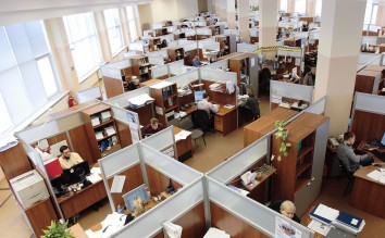 OFFICE CUBICLES EMPLOYEES WORKING