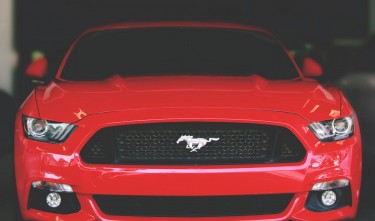 RED FORD MUSTANG